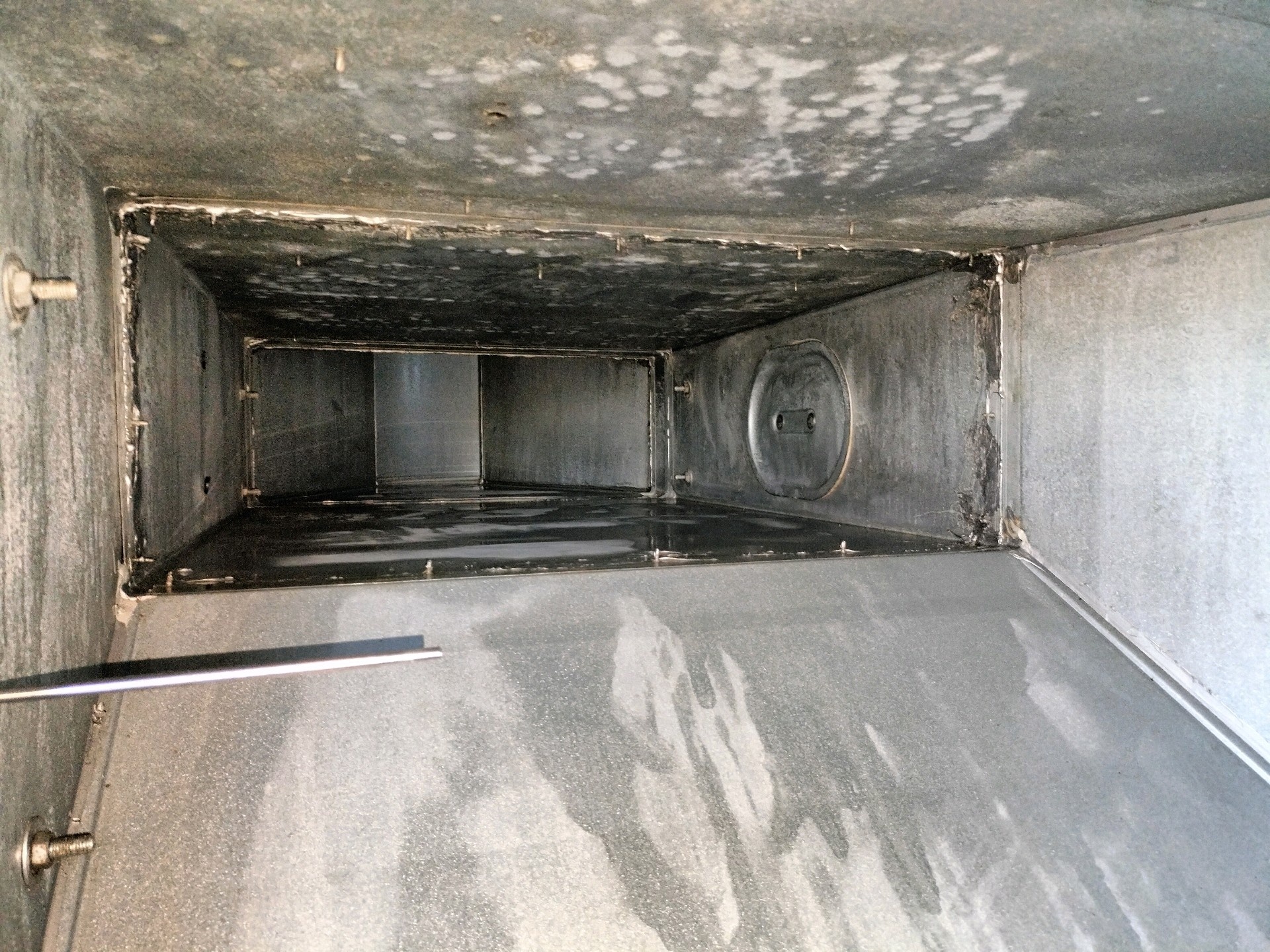 Blick in Abluftkanal